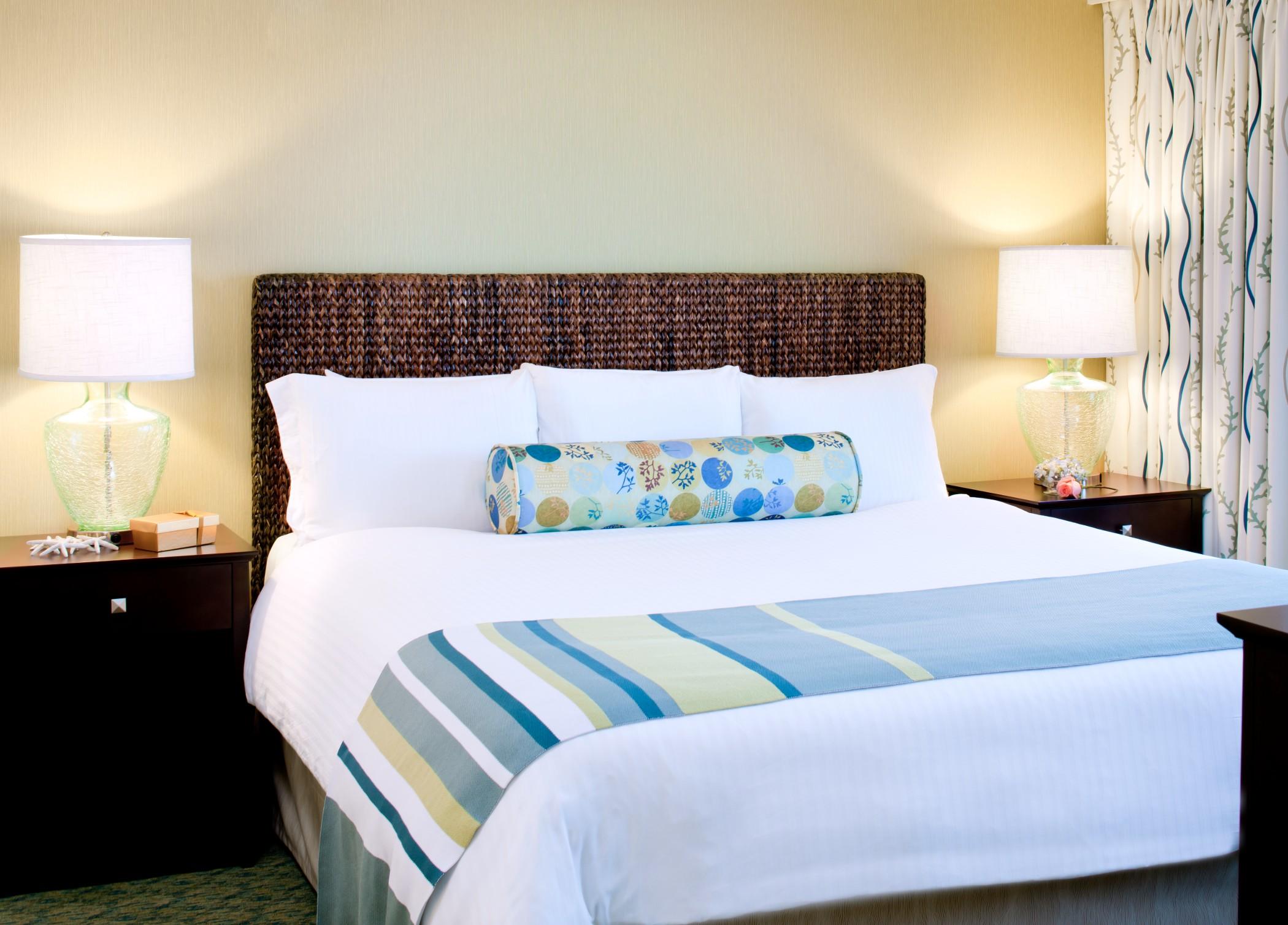 Sea Crest Beach Resort Фолмут Экстерьер фото