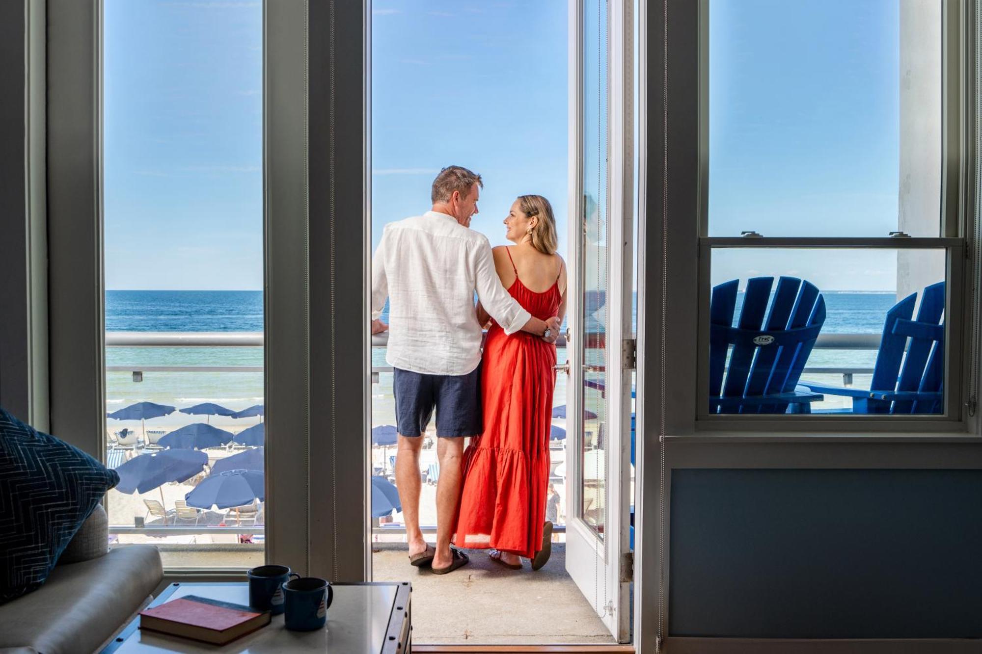 Sea Crest Beach Resort Фолмут Экстерьер фото